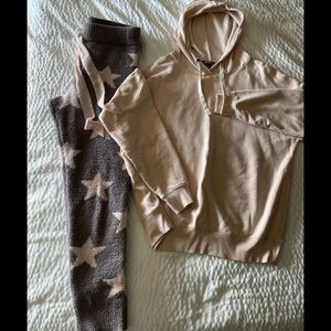 PJ chenille lounge set includes pants and pink sweatshirt size M by Buffalo